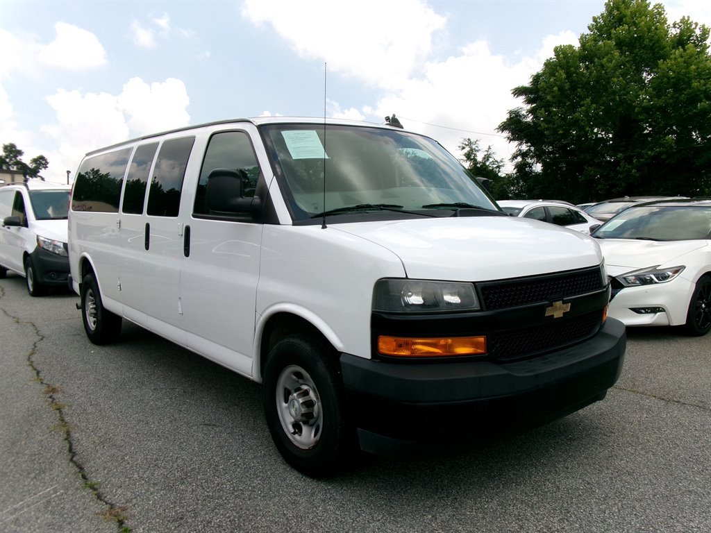 chevrolet express passenger 2021 1GAZGNF79M1197490 image chevrolet express passenger 2021 1GAZGNF79M1197490 image